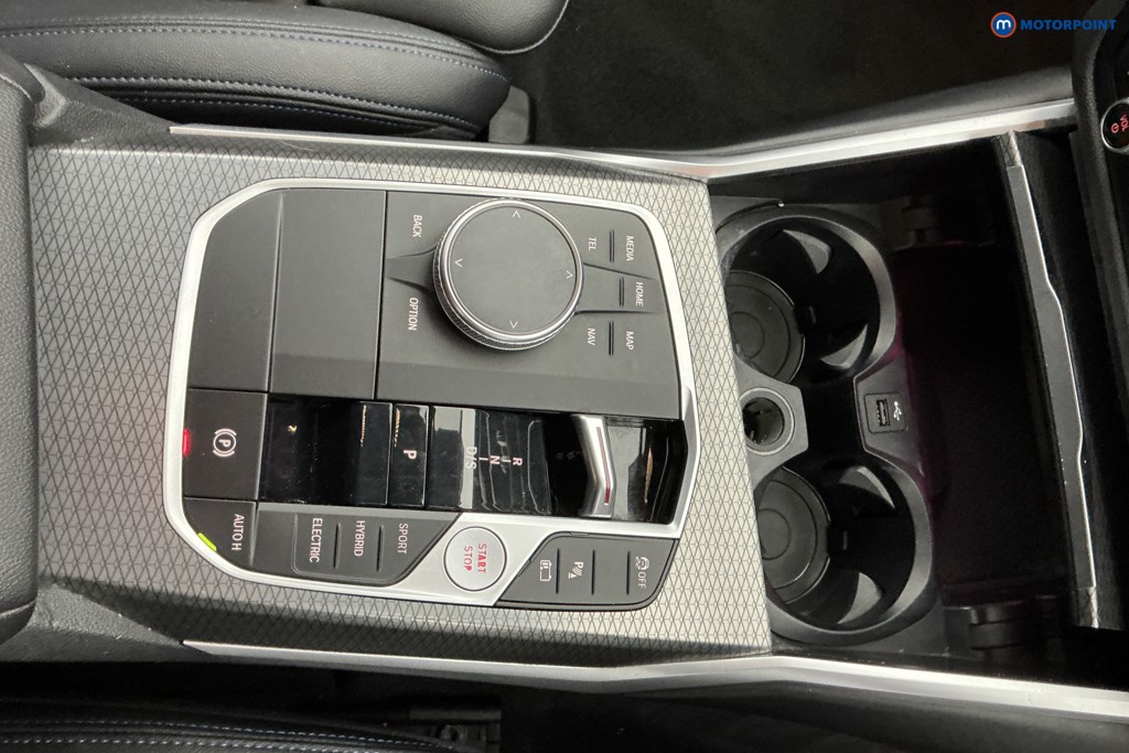 BMW 3 Series M Sport Automatic Petrol Plug-In Hybrid Estate - Stock Number (1630889) - 15th supplementary image