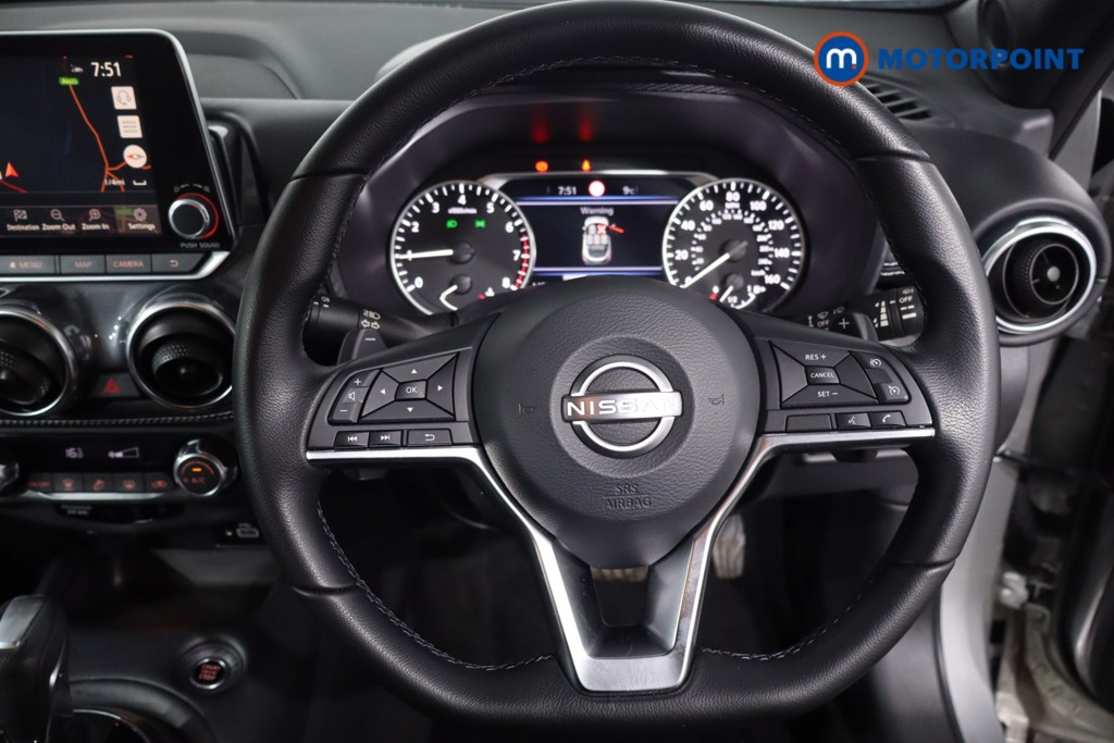 Nissan Juke N-Connecta Automatic Petrol SUV - Stock Number (1631862) - 6th supplementary image