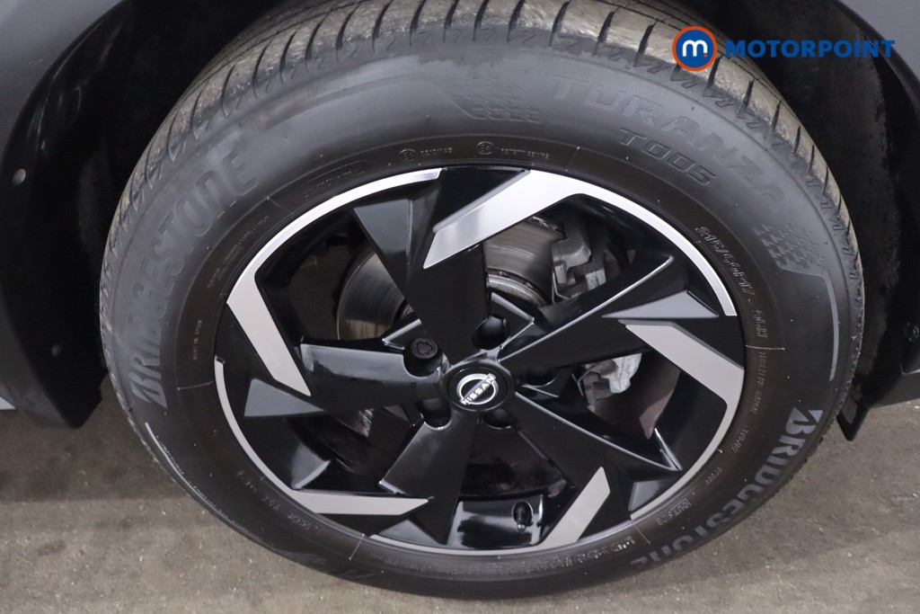 Nissan Juke N-Connecta Automatic Petrol SUV - Stock Number (1631862) - 10th supplementary image