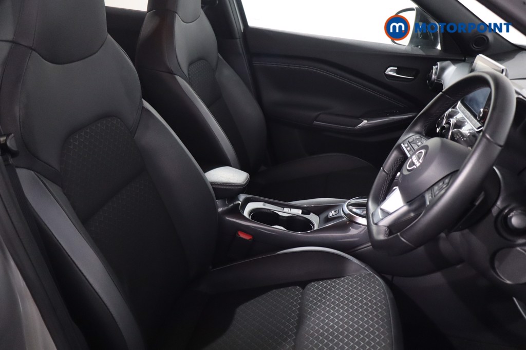 Nissan Juke N-Connecta Automatic Petrol SUV - Stock Number (1631862) - 23rd supplementary image
