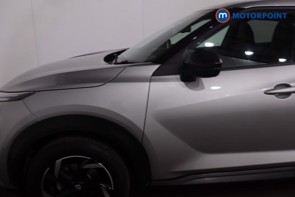 Nissan Juke N-Connecta Automatic Petrol SUV - Stock Number (1631862) - 27th supplementary image