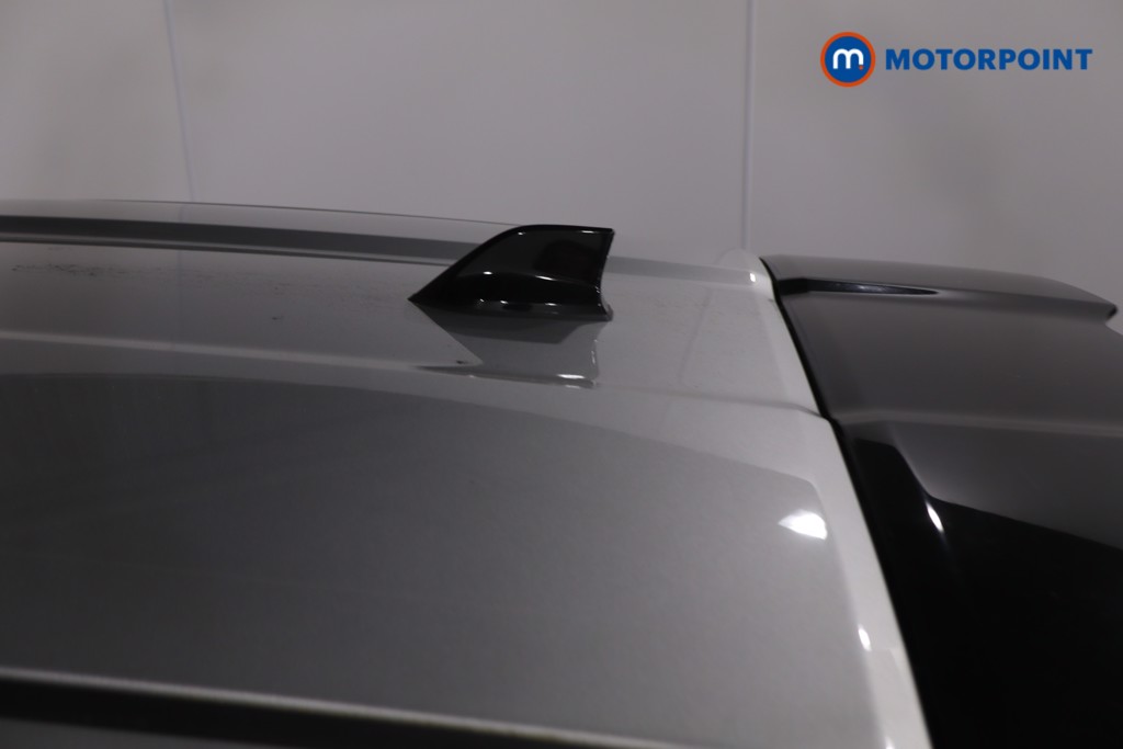 Nissan Juke N-Connecta Automatic Petrol SUV - Stock Number (1631862) - 34th supplementary image