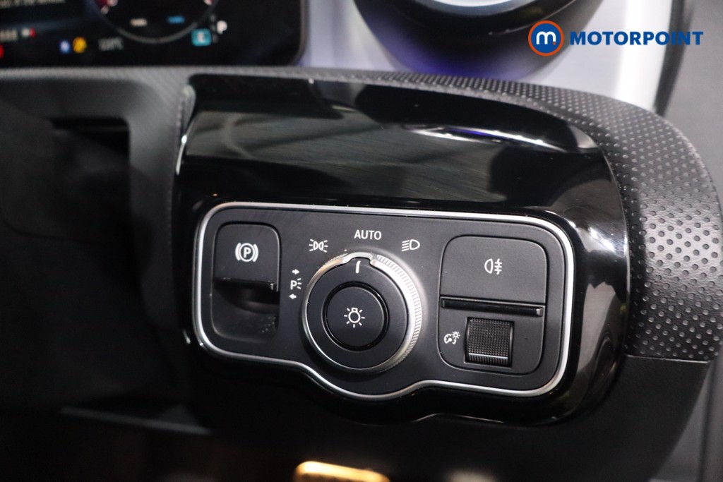 Mercedes-Benz A Class Amg Line Automatic Petrol Hatchback - Stock Number (1632006) - 17th supplementary image