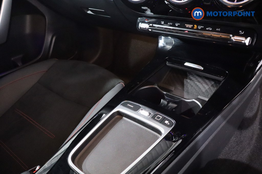 Mercedes-Benz A Class Amg Line Automatic Petrol Hatchback - Stock Number (1632006) - 21st supplementary image