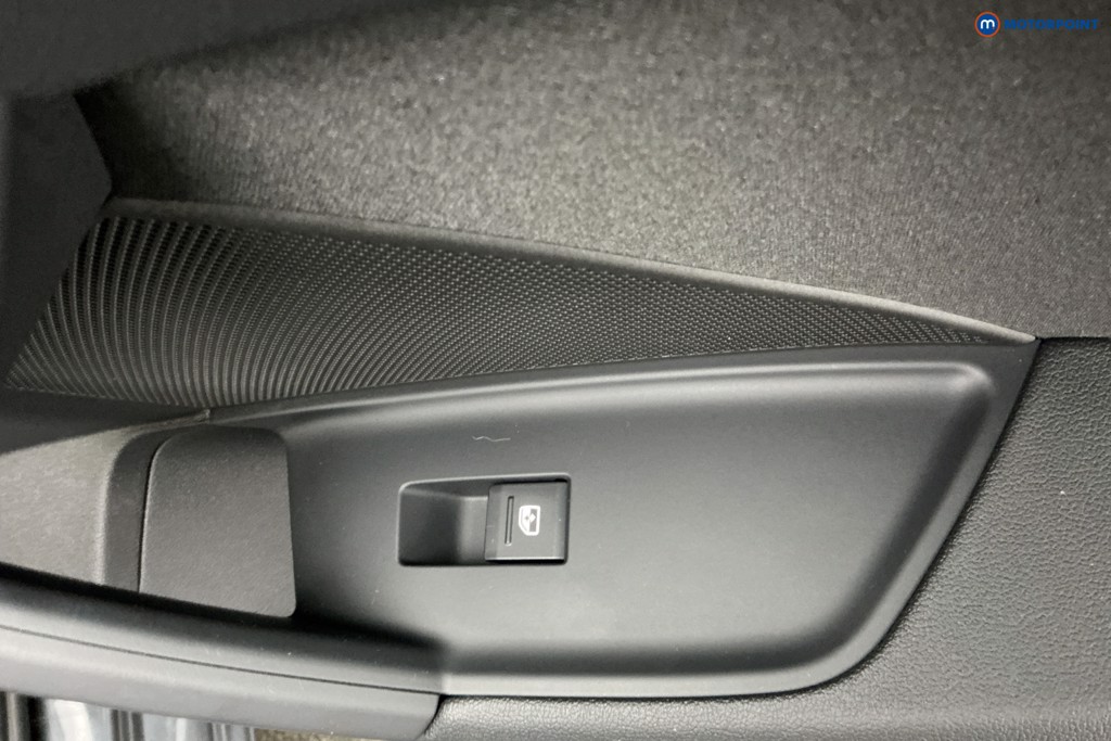 Audi A3 Technik Automatic Petrol Hatchback - Stock Number (1632051) - 29th supplementary image
