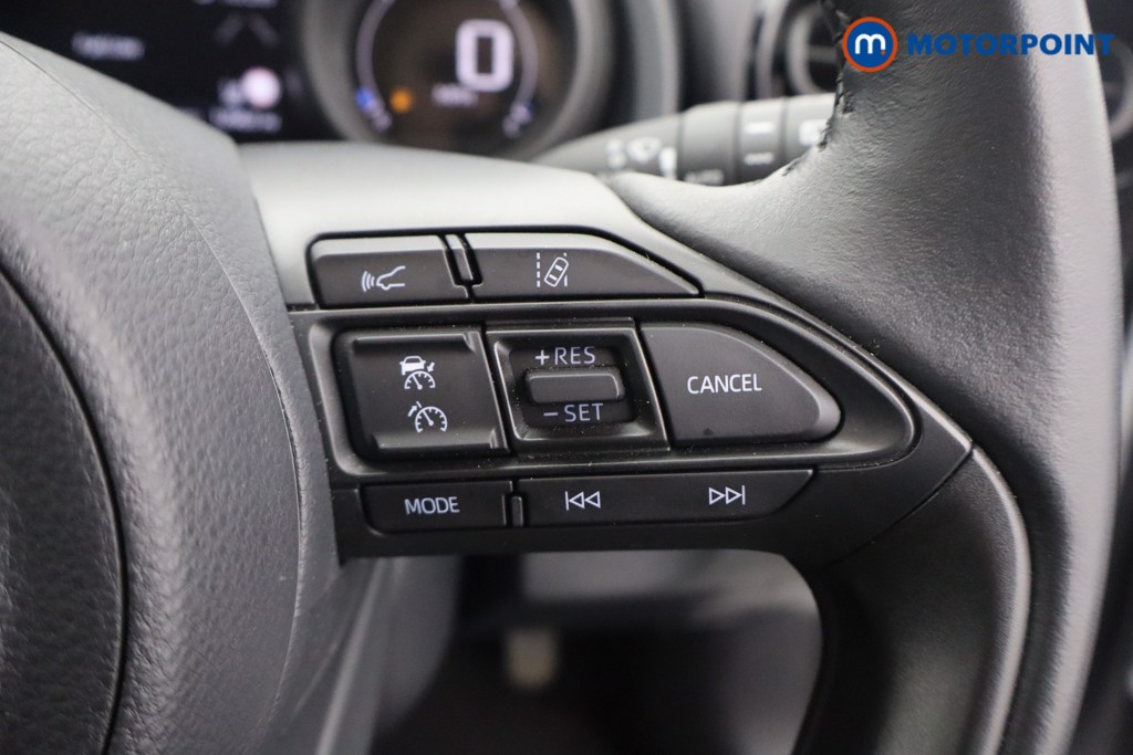 Toyota Yaris Cross Icon Automatic Petrol-Electric Hybrid Estate - Stock Number (1632312) - 7th supplementary image