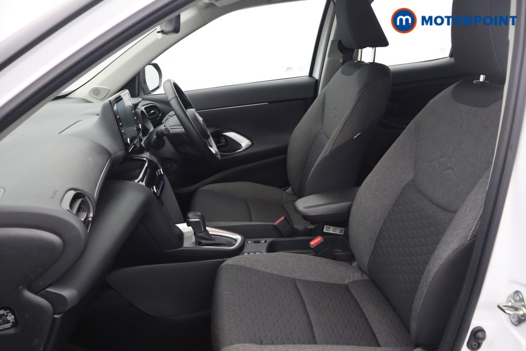 Toyota Yaris Cross Icon Automatic Petrol-Electric Hybrid Estate - Stock Number (1632312) - 9th supplementary image