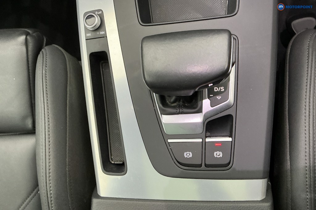 Audi Q5 Sport Automatic Petrol SUV - Stock Number (1632497) - 19th supplementary image