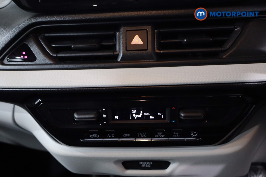 Suzuki Swift Motion Manual Petrol Hatchback - Stock Number (1632531) - 20th supplementary image