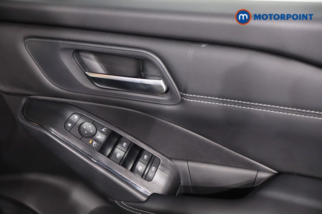 Nissan Qashqai Acenta Premium Manual Petrol SUV - Stock Number (1634241) - 24th supplementary image