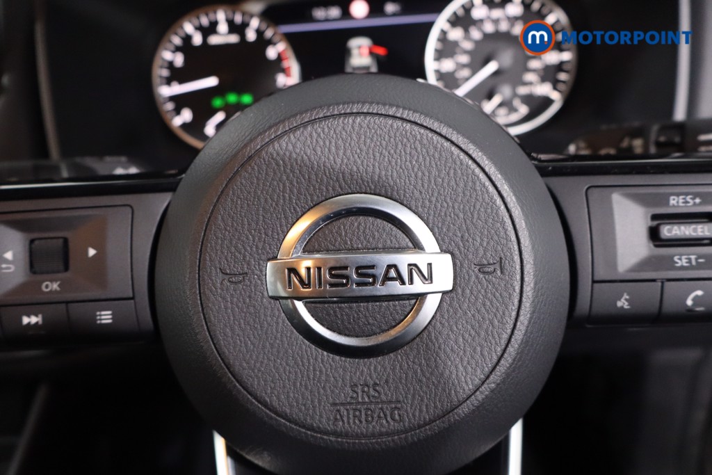 Nissan Qashqai N-Connecta Manual Petrol SUV - Stock Number (1634256) - 13th supplementary image
