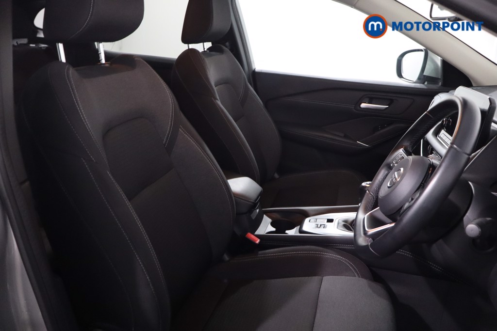 Nissan Qashqai N-Connecta Manual Petrol SUV - Stock Number (1634256) - 23rd supplementary image