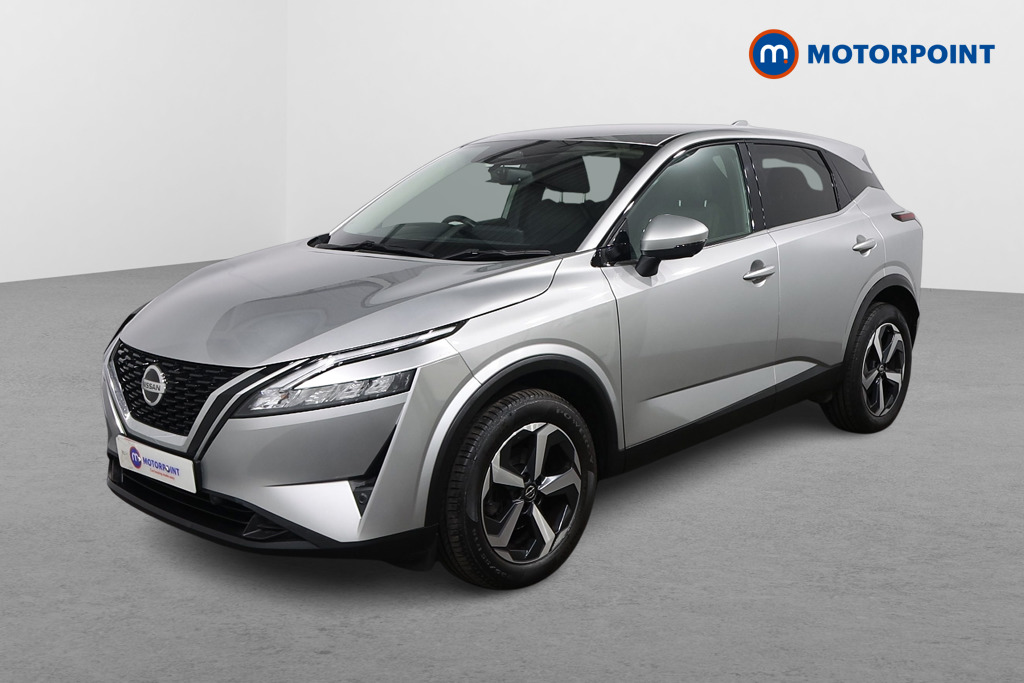 Nissan Qashqai N-Connecta Manual Petrol SUV - Stock Number (1634256) - Passenger side front corner