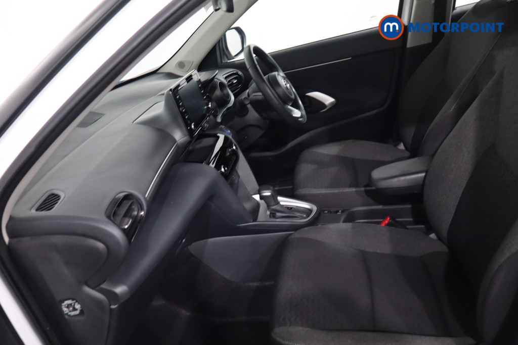 Toyota Yaris Cross Icon Automatic Petrol-Electric Hybrid Estate - Stock Number (1634429) - 4th supplementary image