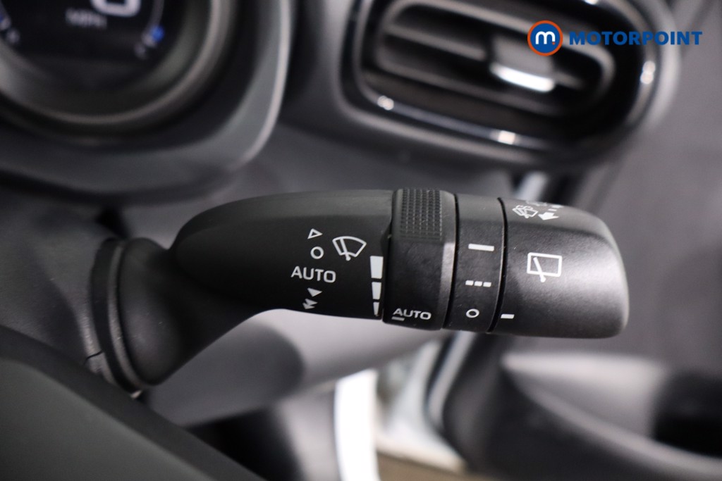 Toyota Yaris Cross Icon Automatic Petrol-Electric Hybrid Estate - Stock Number (1634429) - 15th supplementary image