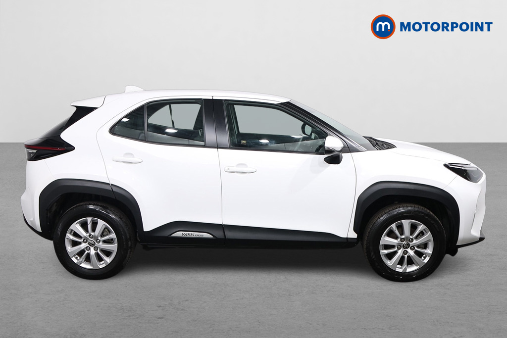 Toyota Yaris Cross Icon Automatic Petrol-Electric Hybrid Estate - Stock Number (1634429) - Drivers side