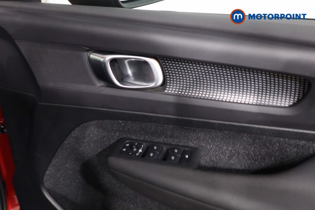 Volvo Xc40 R Design Automatic Petrol SUV - Stock Number (1634856) - 24th supplementary image