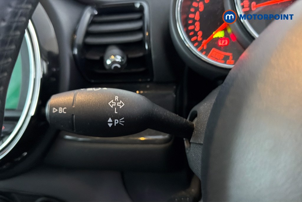 Mini Clubman Cooper Automatic Petrol Estate - Stock Number (1623885) - 6th supplementary image