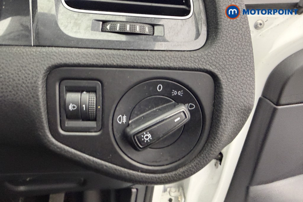 Volkswagen Golf S Automatic Petrol Hatchback - Stock Number (1626998) - 14th supplementary image