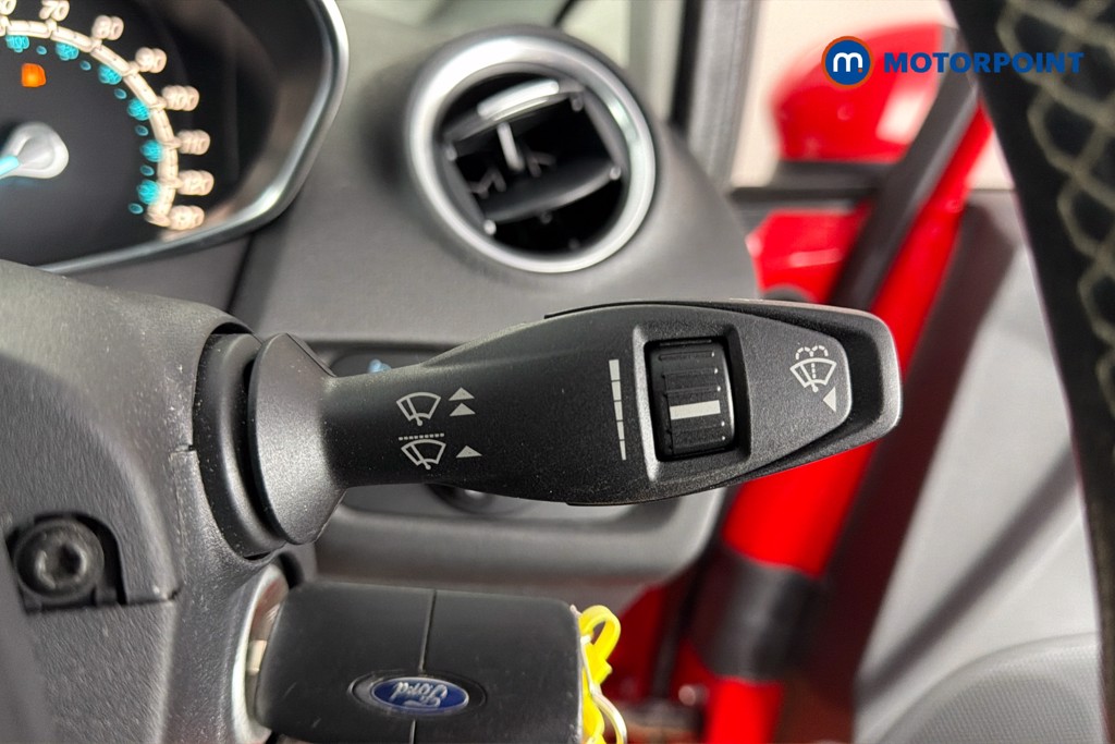 Ford Fiesta Titanium Manual Petrol Hatchback - Stock Number (1630106) - 7th supplementary image