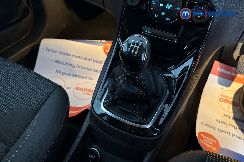 Ford Fiesta Titanium Manual Petrol Hatchback - Stock Number (1630106) - 15th supplementary image