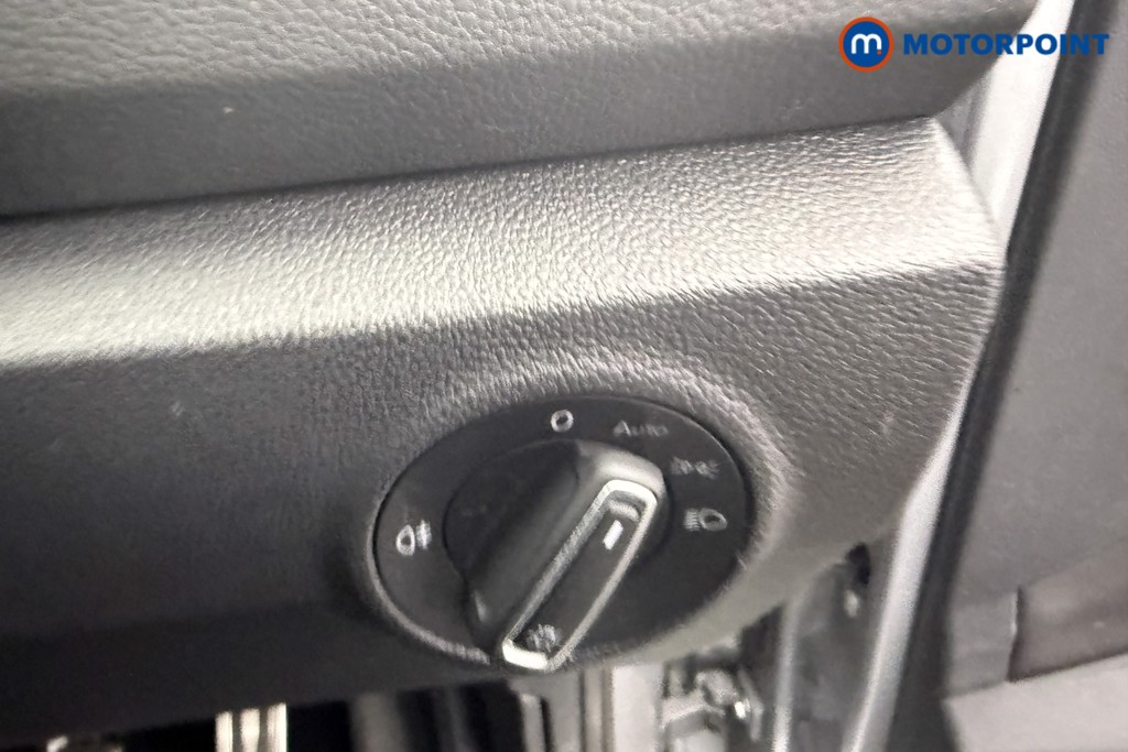 Volkswagen T-Roc R-Line Automatic Petrol SUV - Stock Number (1630933) - 13th supplementary image