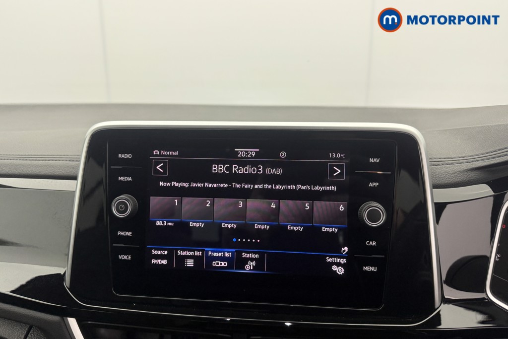 Volkswagen T-Roc R-Line Automatic Petrol SUV - Stock Number (1630933) - 18th supplementary image