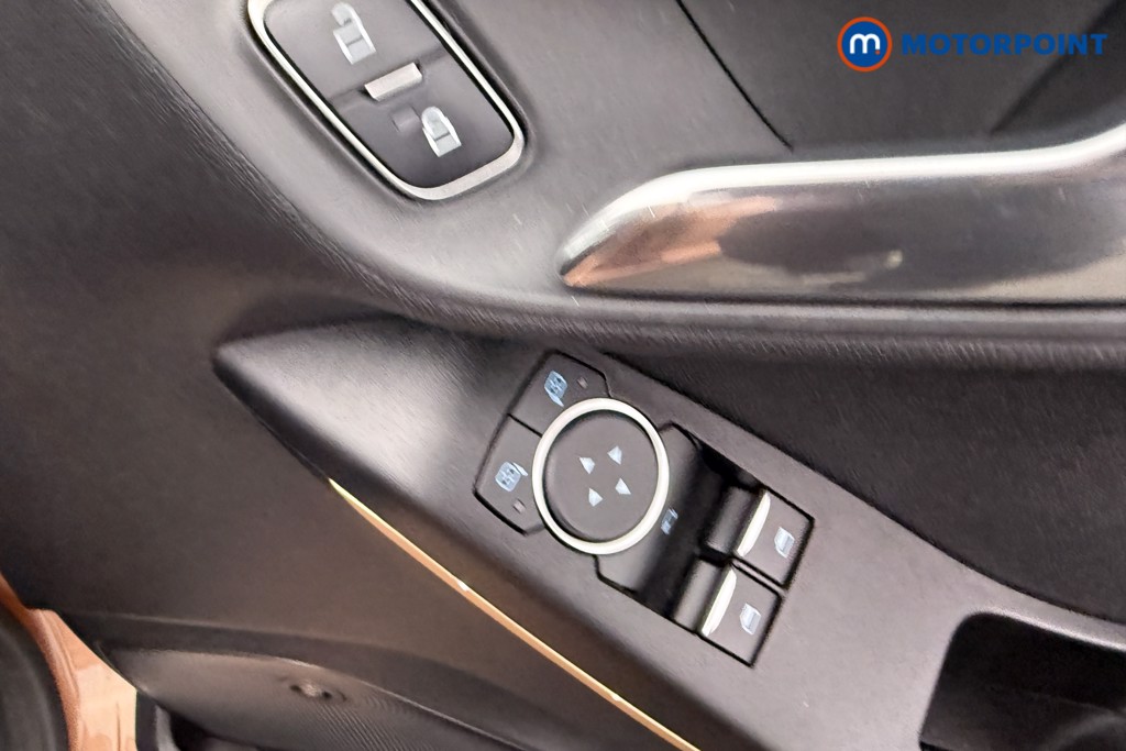 Ford Fiesta Titanium B-Pluso Play Automatic Petrol Hatchback - Stock Number (1632283) - 10th supplementary image
