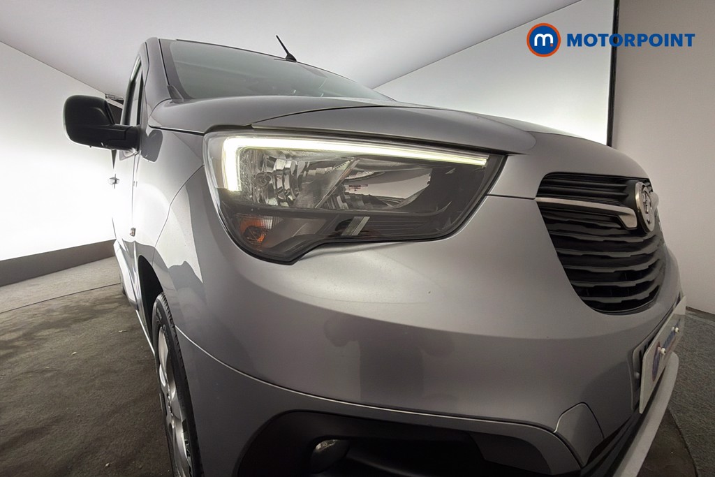 Vauxhall Combo Life Elite Automatic Diesel People Carrier - Stock Number (1633325) - 44th supplementary image