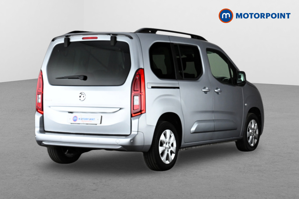 Vauxhall Combo Life Elite Automatic Diesel People Carrier - Stock Number (1633325) - Drivers side rear corner