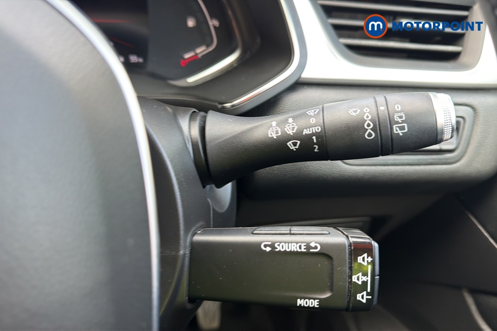 Renault Captur S Edition Manual Petrol SUV - Stock Number (1634648) - 6th supplementary image