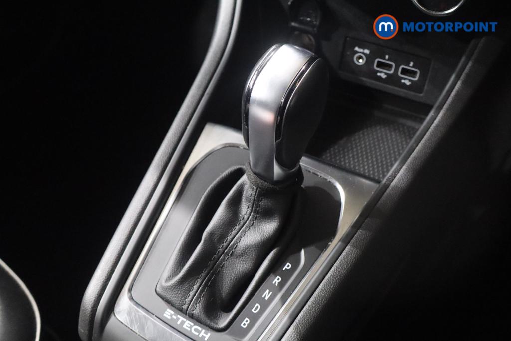 Renault Captur Techno Automatic Petrol Plug-In Hybrid SUV - Stock Number (1601142) - 5th supplementary image