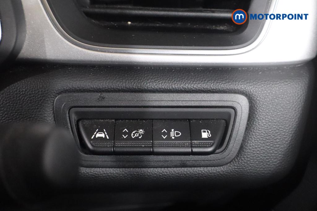 Renault Captur Techno Automatic Petrol Plug-In Hybrid SUV - Stock Number (1601142) - 10th supplementary image