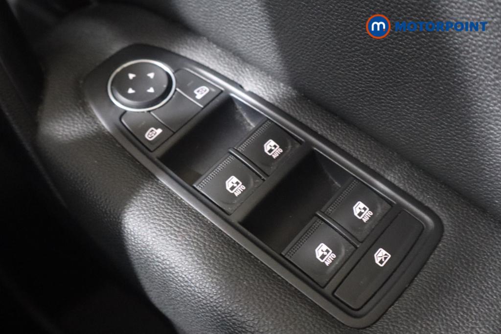 Renault Captur Techno Automatic Petrol Plug-In Hybrid SUV - Stock Number (1601142) - 11th supplementary image