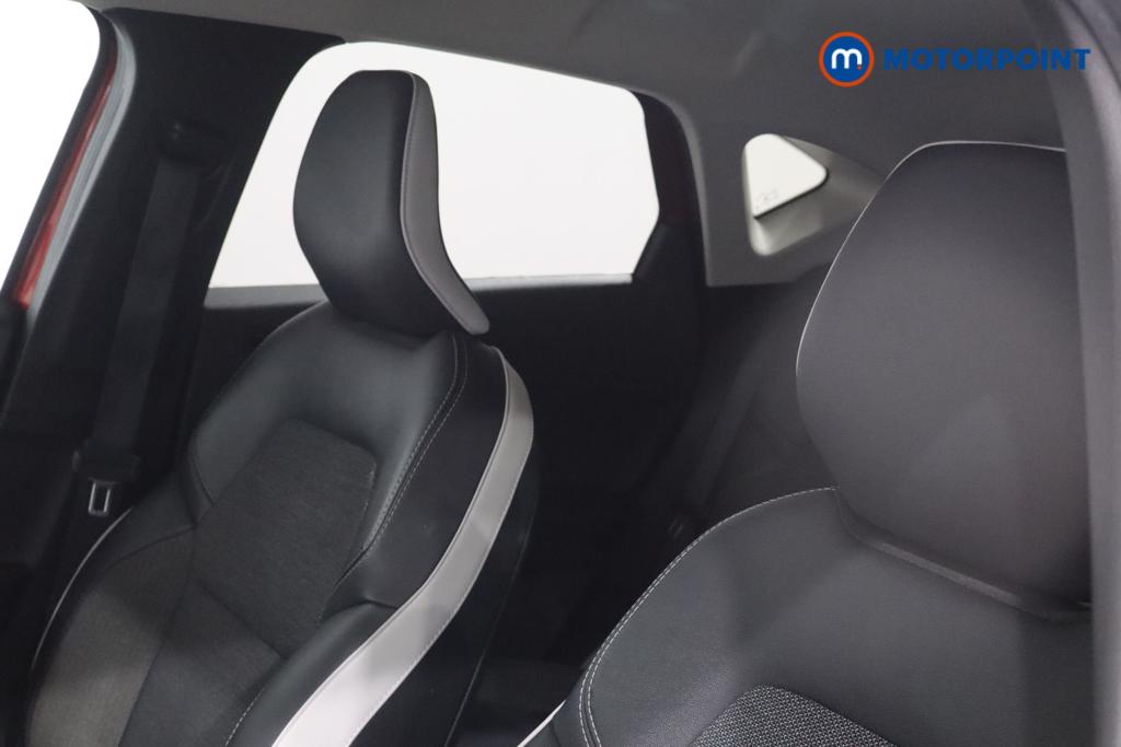 Renault Captur Techno Automatic Petrol Plug-In Hybrid SUV - Stock Number (1601142) - 20th supplementary image