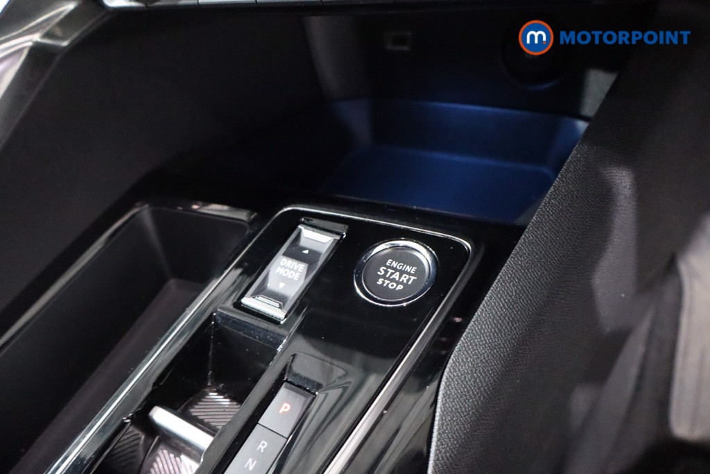Peugeot 3008 Allure Automatic Petrol Plug-In Hybrid SUV - Stock Number (1611137) - 20th supplementary image