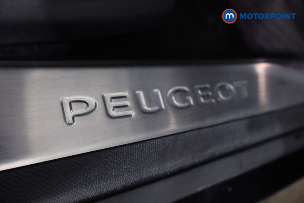 Peugeot 3008 Allure Automatic Petrol Plug-In Hybrid SUV - Stock Number (1611137) - 22nd supplementary image