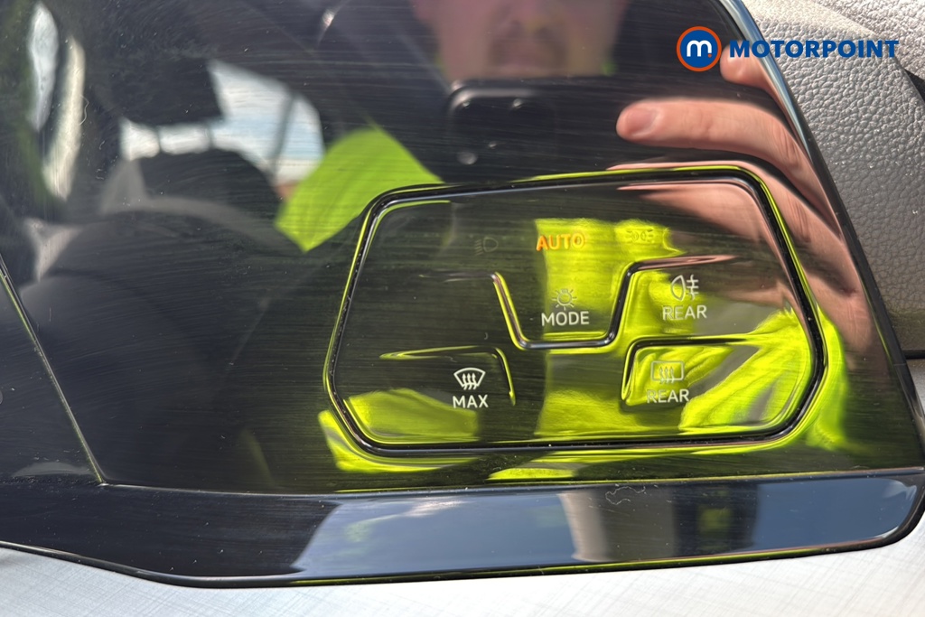 Volkswagen Golf Life Manual Petrol Hatchback - Stock Number (1612311) - 11th supplementary image