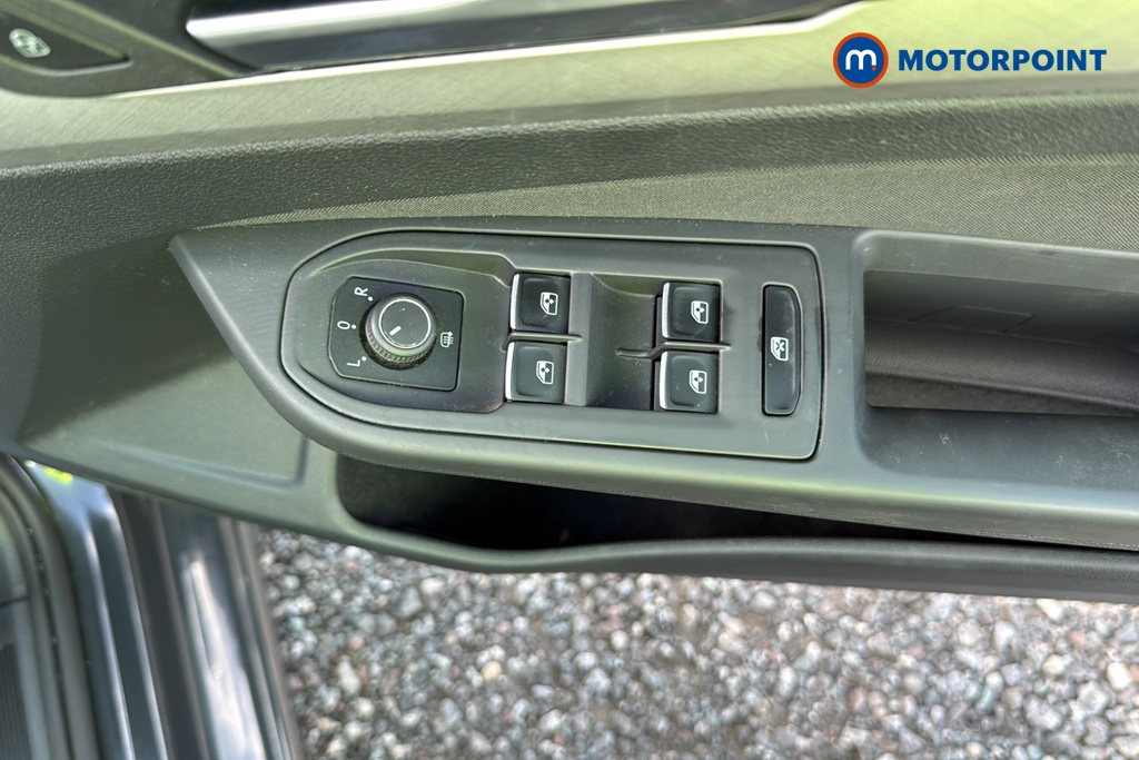 Volkswagen Golf Life Manual Petrol Hatchback - Stock Number (1612311) - 19th supplementary image