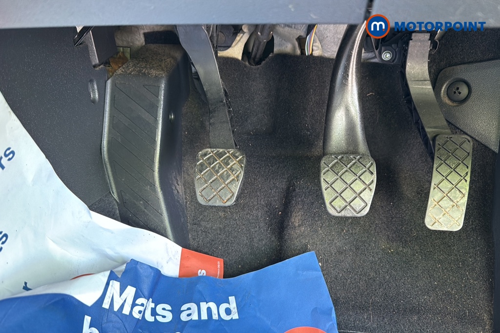 Volkswagen Golf Life Manual Petrol Hatchback - Stock Number (1612311) - 24th supplementary image