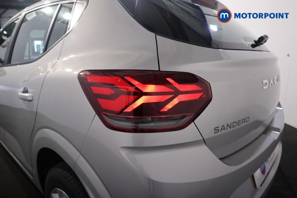 Dacia Sandero Expression Manual Petrol Hatchback - Stock Number (1617860) - 28th supplementary image