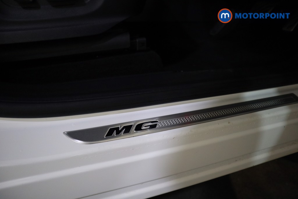 Mg Motor Uk HS Exclusive Automatic Petrol SUV - Stock Number (1618514) - 17th supplementary image