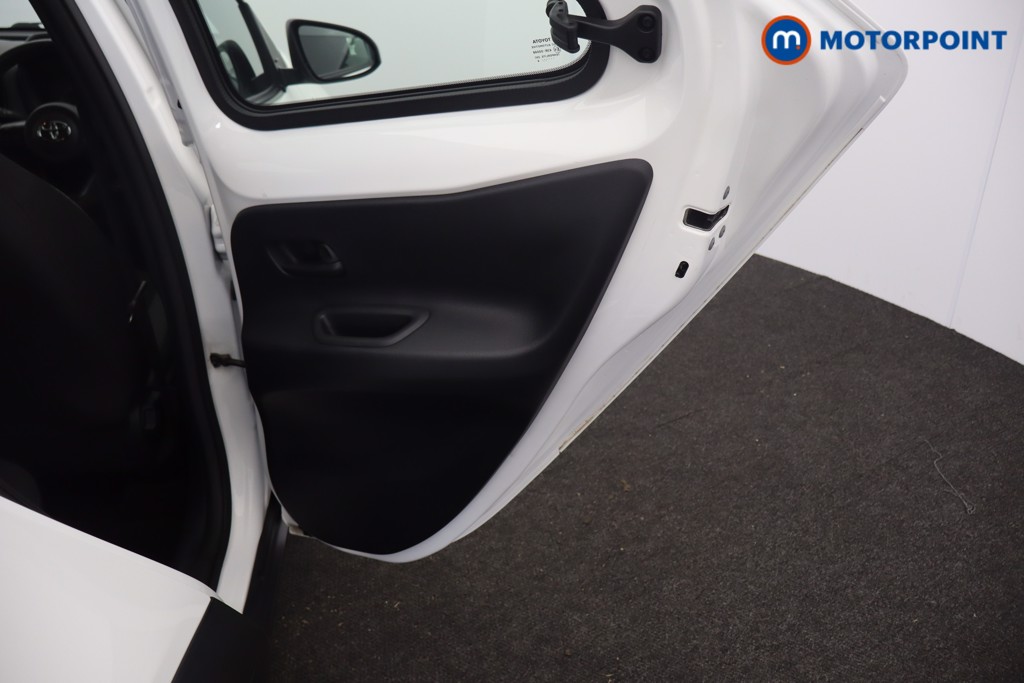 Toyota Aygo X Pure Manual Petrol Hatchback - Stock Number (1620554) - 19th supplementary image