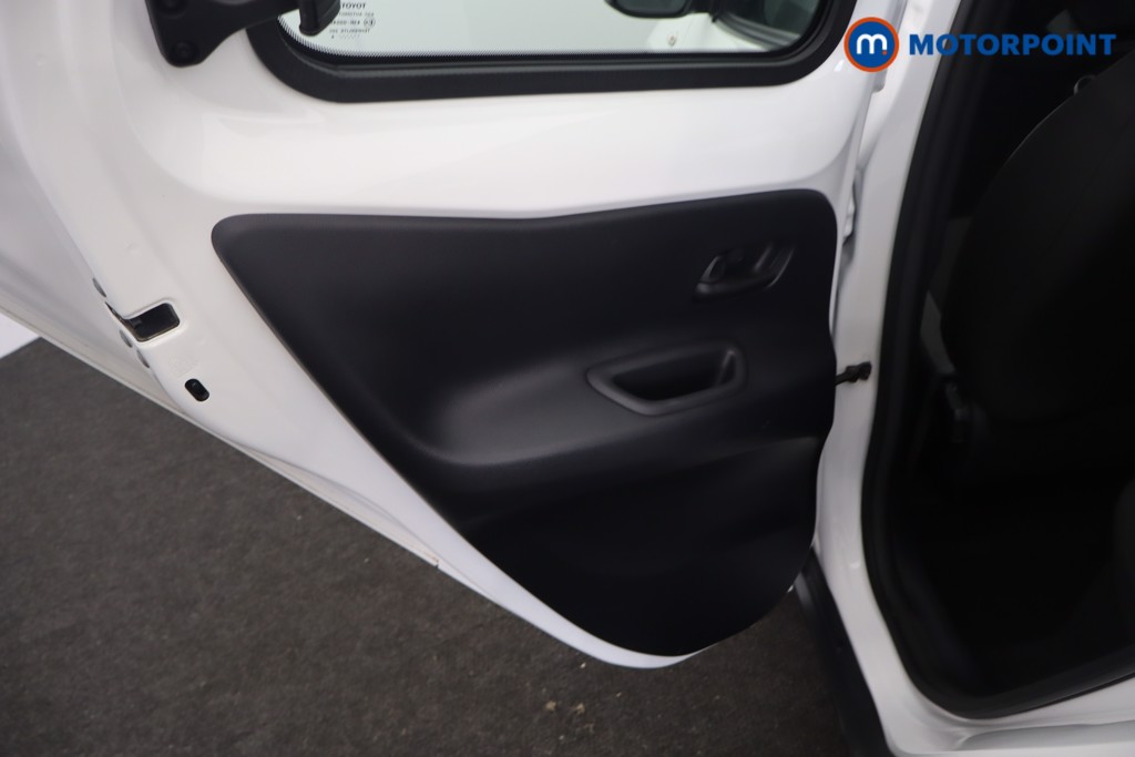 Toyota Aygo X Pure Manual Petrol Hatchback - Stock Number (1620554) - 22nd supplementary image
