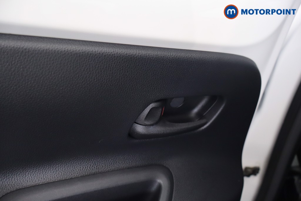 Toyota Aygo X Pure Manual Petrol Hatchback - Stock Number (1620554) - 23rd supplementary image