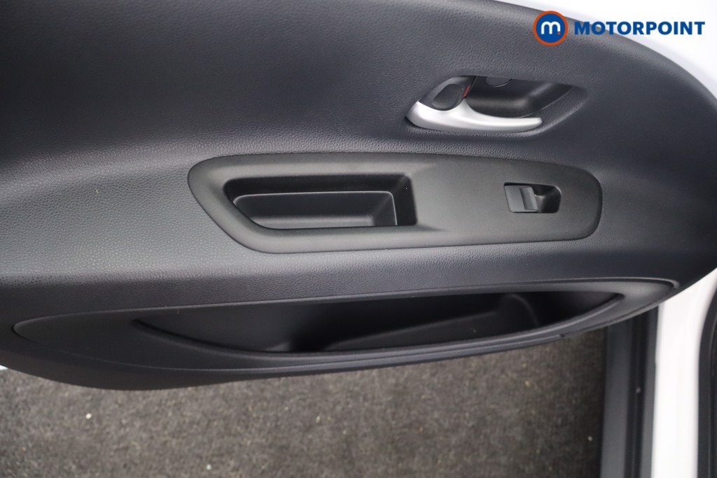 Toyota Aygo X Pure Manual Petrol Hatchback - Stock Number (1620554) - 27th supplementary image