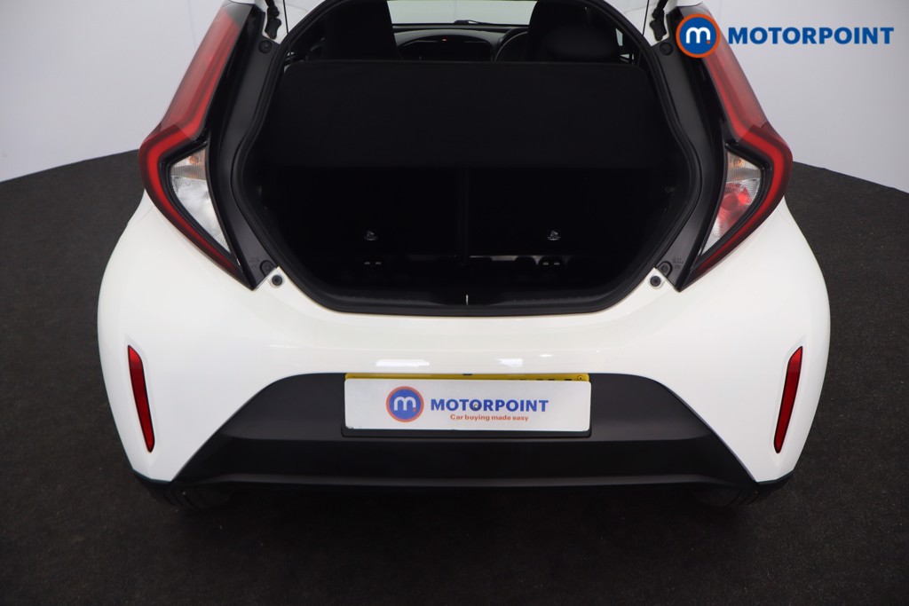 Toyota Aygo X Pure Manual Petrol Hatchback - Stock Number (1620554) - 39th supplementary image