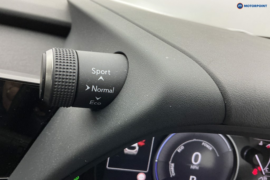 Lexus UX F-Sport Design Automatic Petrol-Electric Hybrid SUV - Stock Number (1622292) - 26th supplementary image