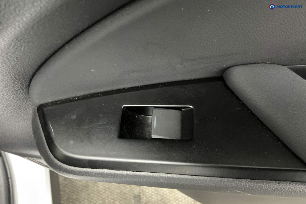 Lexus UX F-Sport Design Automatic Petrol-Electric Hybrid SUV - Stock Number (1622292) - 35th supplementary image