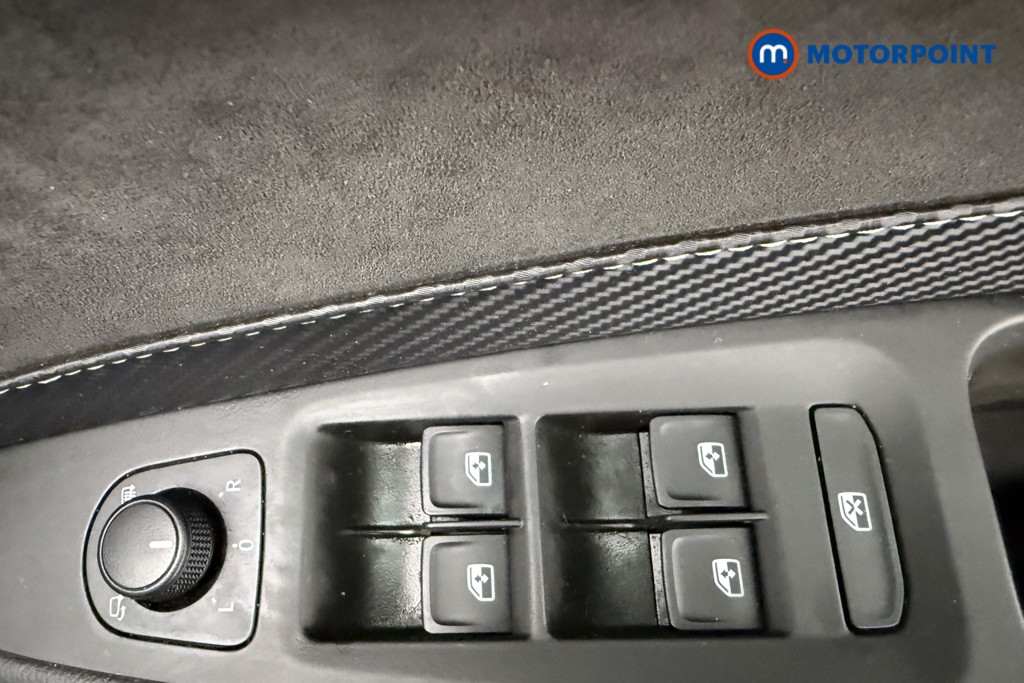 Seat Leon Cupra Automatic Petrol Estate - Stock Number (1622461) - 19th supplementary image